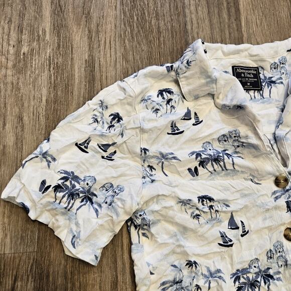 Abercrombie & Fitch Hawaiian Button Up Shirt Womens M Sailboat Coastal Nautical - Picture 2 of 9